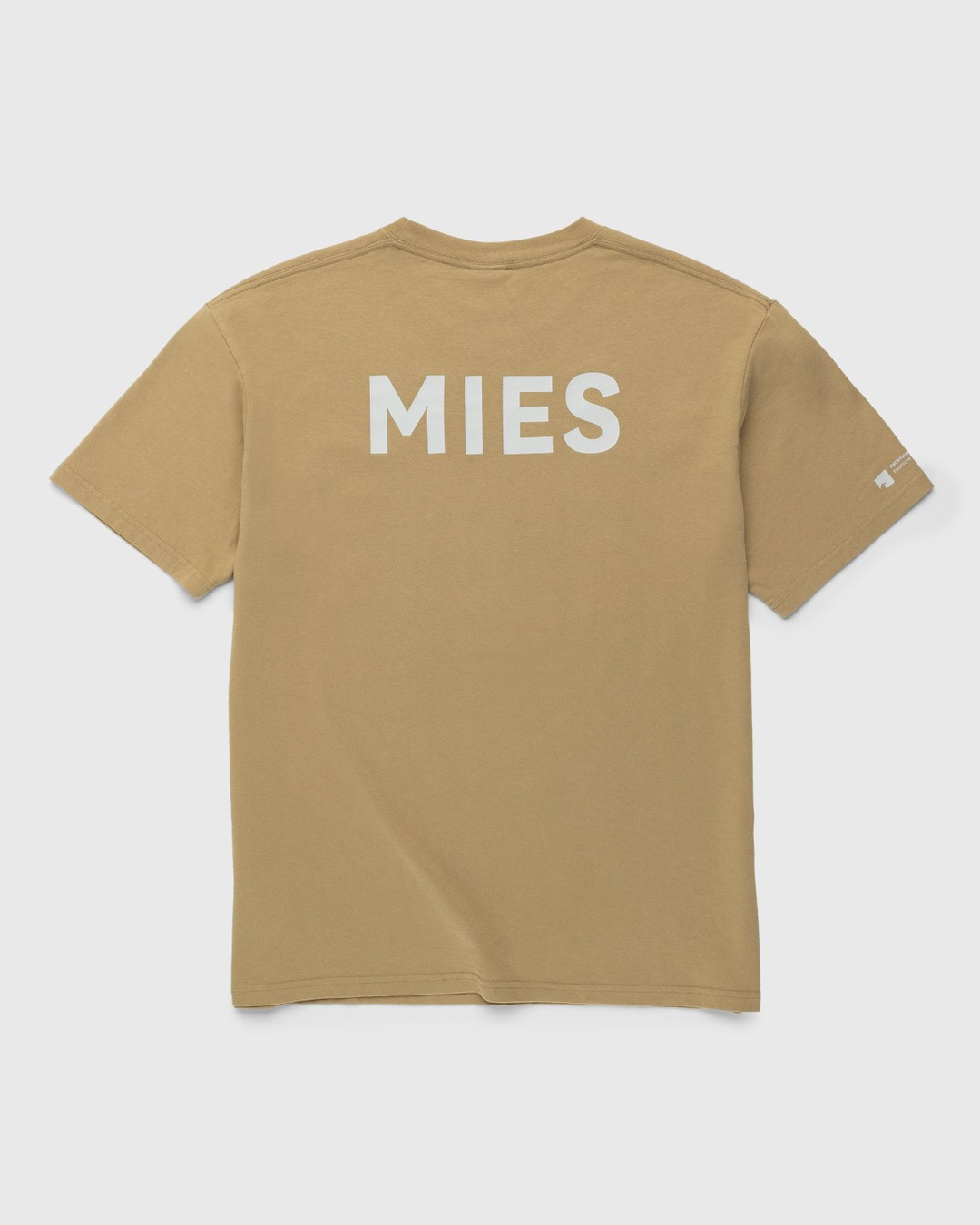 Neue Nationalgalerie x Highsnobiety – BERLIN, BERLIN 3 Mies T-Shirt Military Green - T-shirts - Brown - Image 2