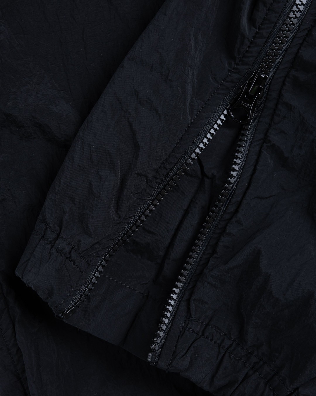 Stone island windbreaker pants store
