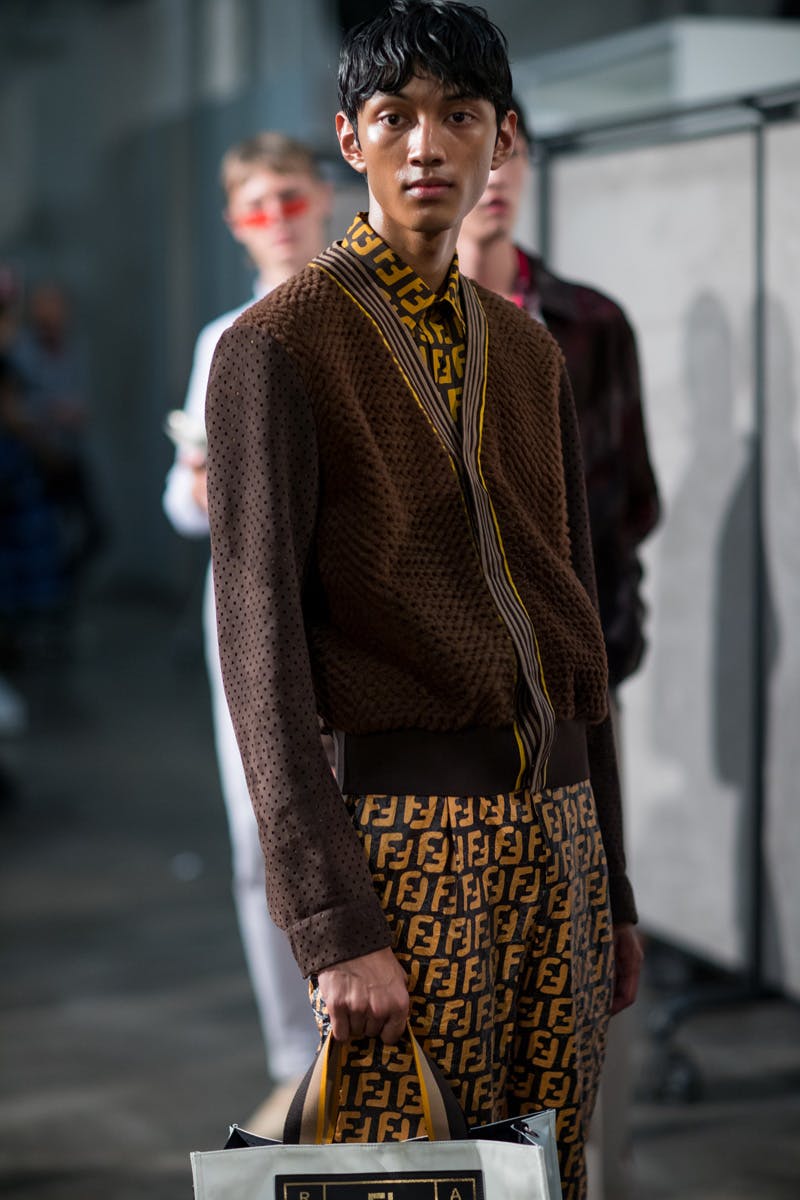 fendi ss19 mfw runway