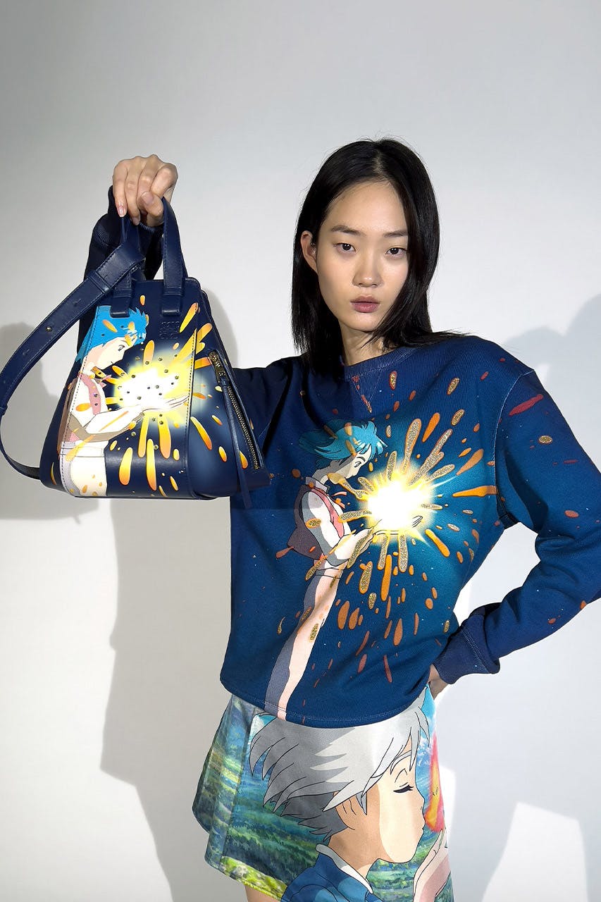 loewe-howls-moving-castle-studio-ghibli-new-001_0006_LOEWE_SS23_JT_HMC_CAMPAIGN_RGB_CROPPED_4X5_17