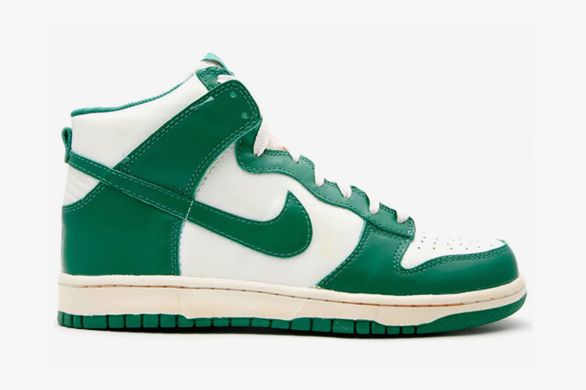Nike Dunk High pro green product shot side view