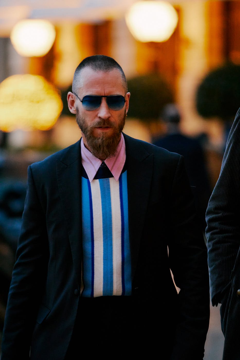 paris-fashion-week-fw23-streetstyle (47)