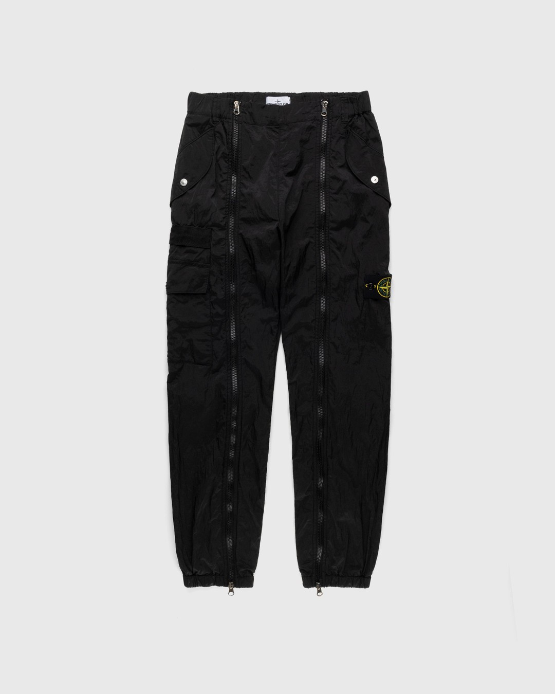 Stone island nylon hotsell metal cargo shorts