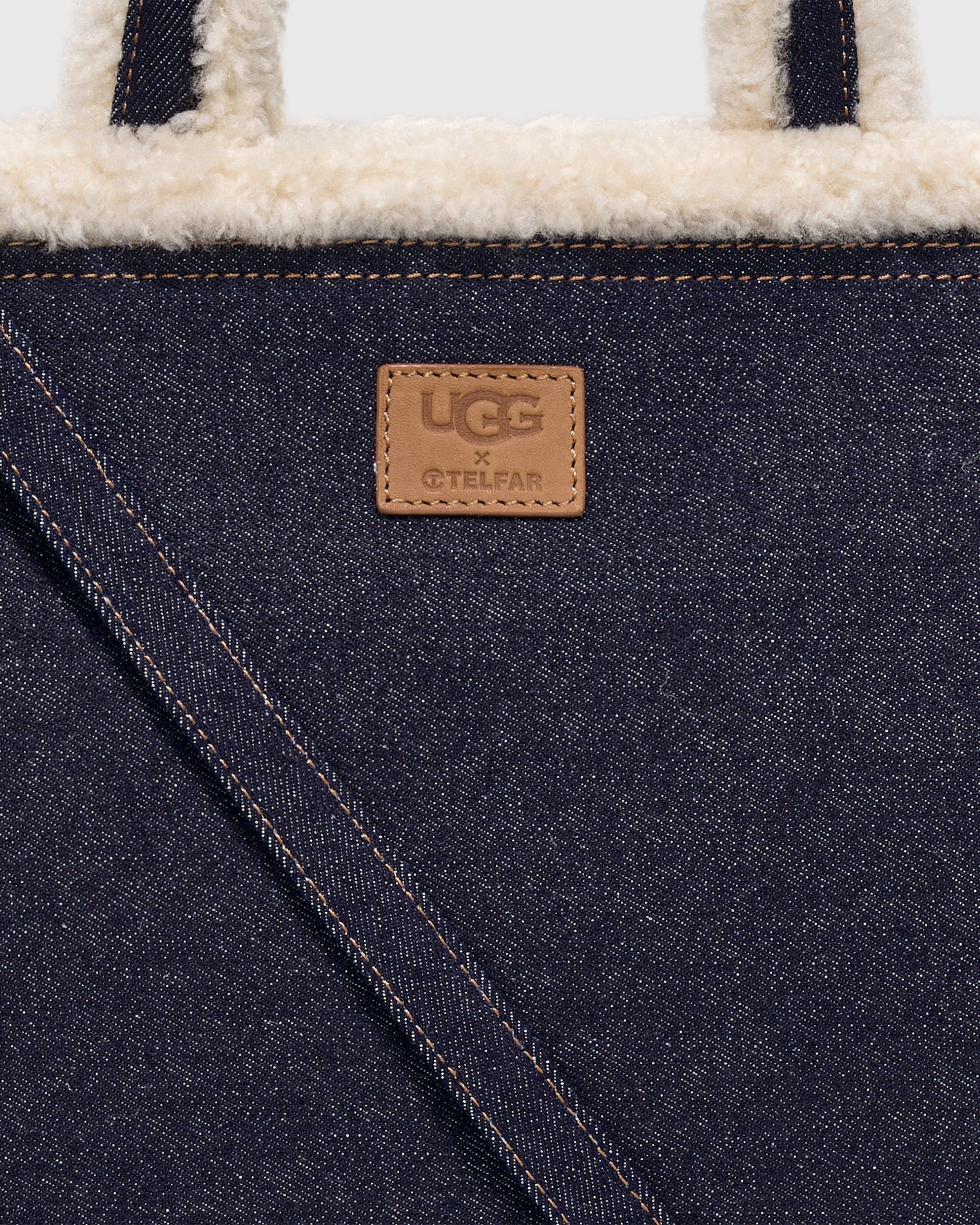 Fendi uggs top