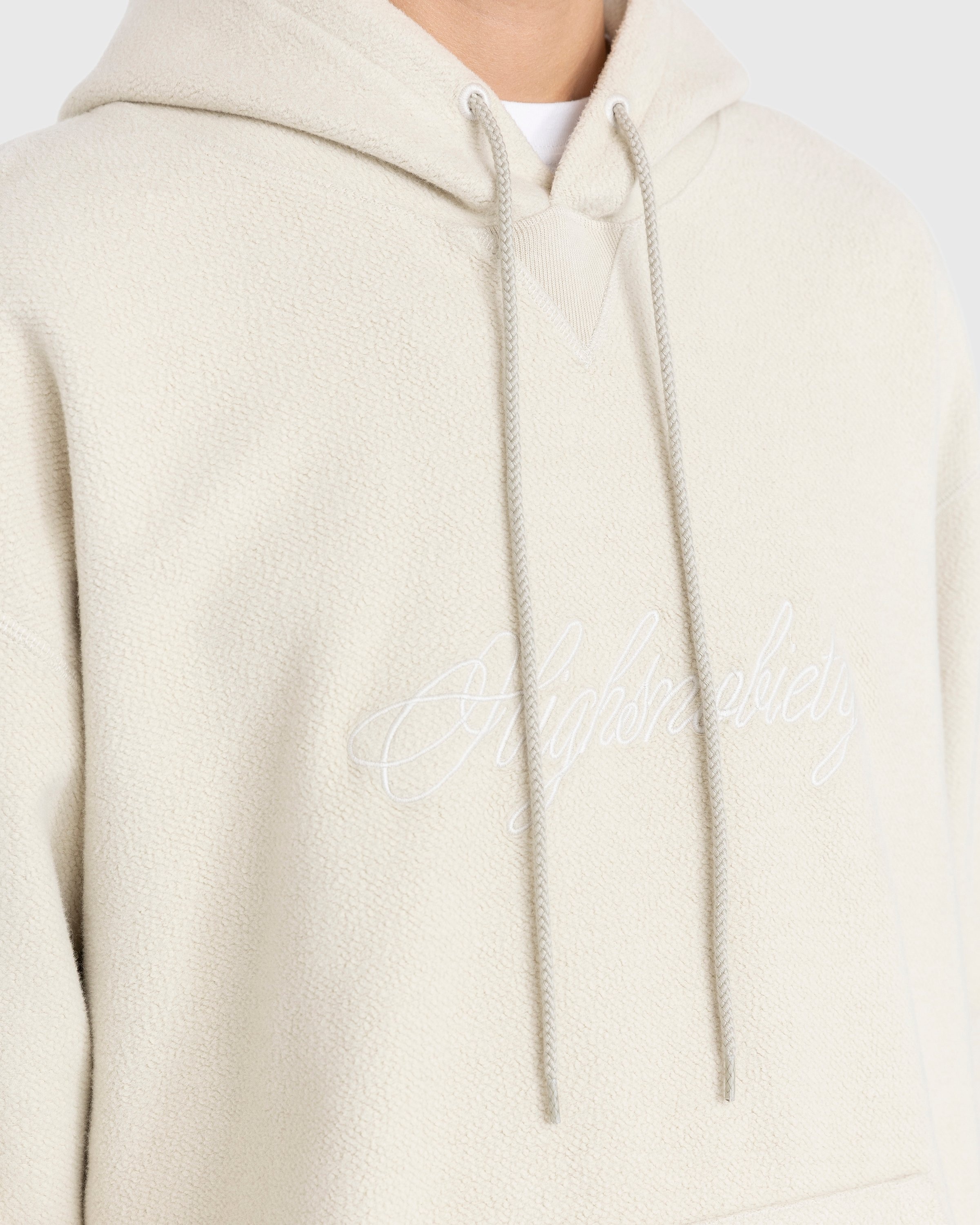 Highsnobiety – Script Logo Reverse Fleece Hoodie Beige - Sweats - Beige - Image 6