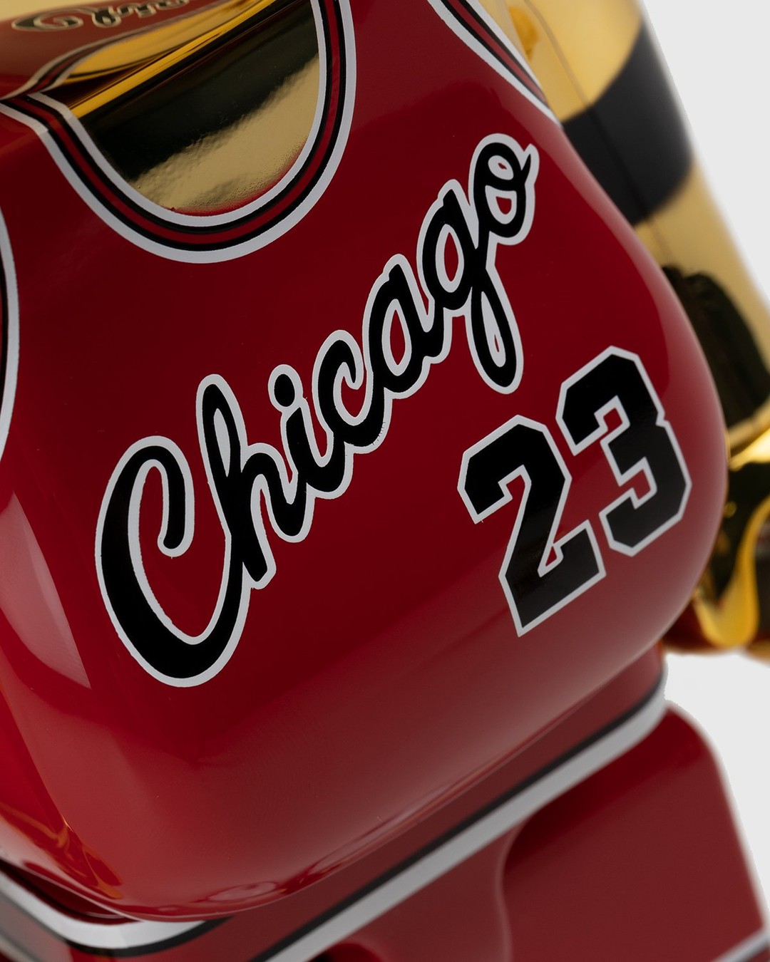 Medicom – BE@RBRICK Michael Jordan 1985 ROOKIE JERSEY 1000% Red - Art & Collectibles - Multi - Image 4