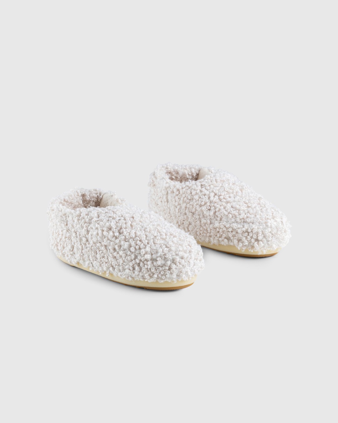 Moon Boot – Faux Curly Sandal Band White - Sandals & Slides - White - Image 3