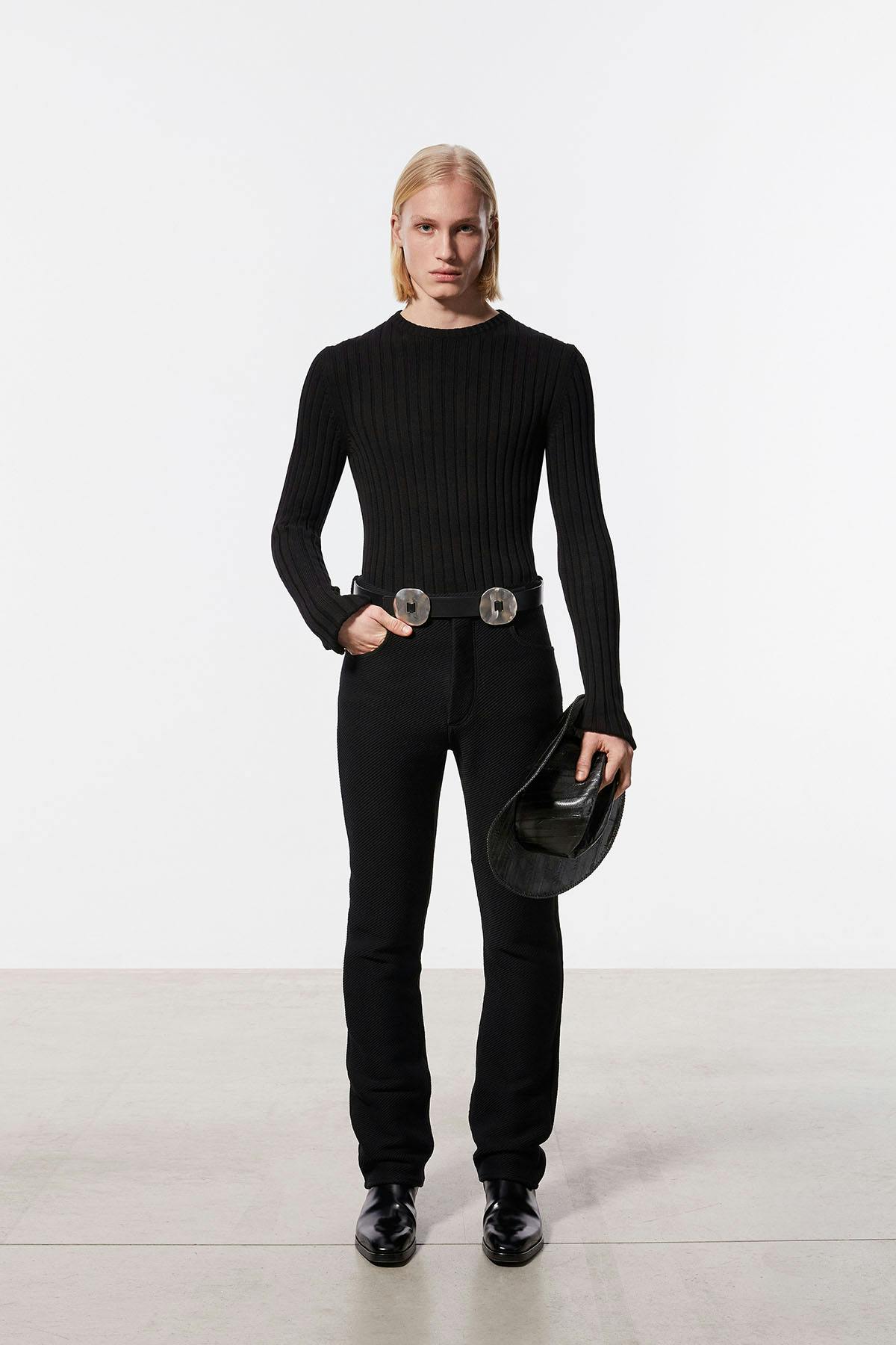 ferragamo-pre-fall-2023-30
