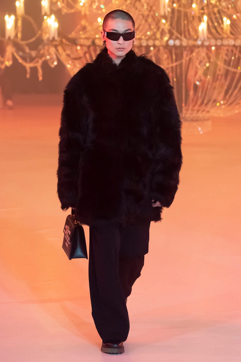 off-white-fall-winter-2022-virgil-abloh-last-show- (3)