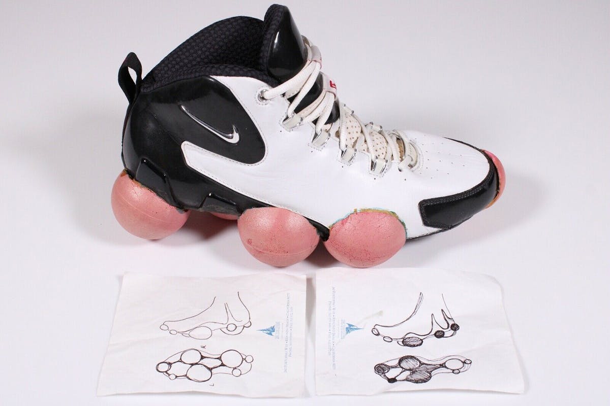 former-nike-employee-nike-sample-sale-04
