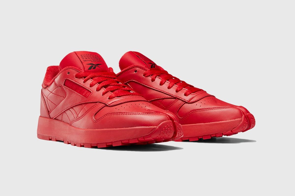 maison-margiela-reebok-classic-leather-tabi-red-grey-release-date-price-13