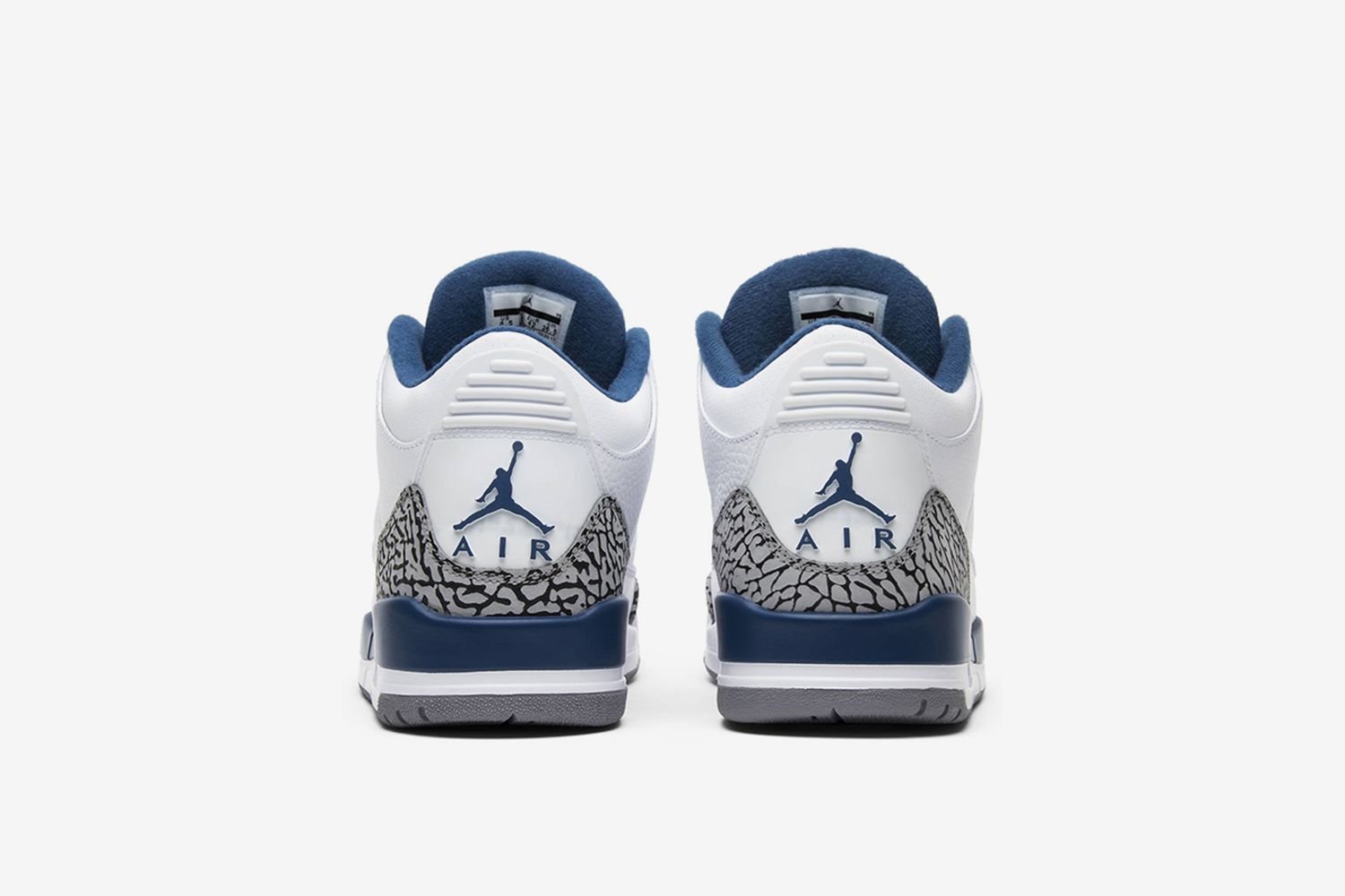 Air Jordan 3 Retro 'True Blue'