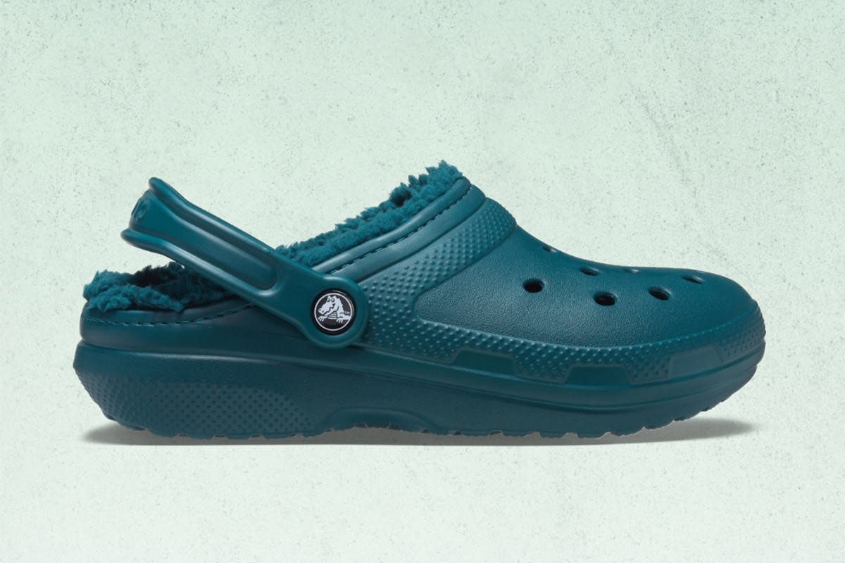 Fleece lined crocs academy on sale