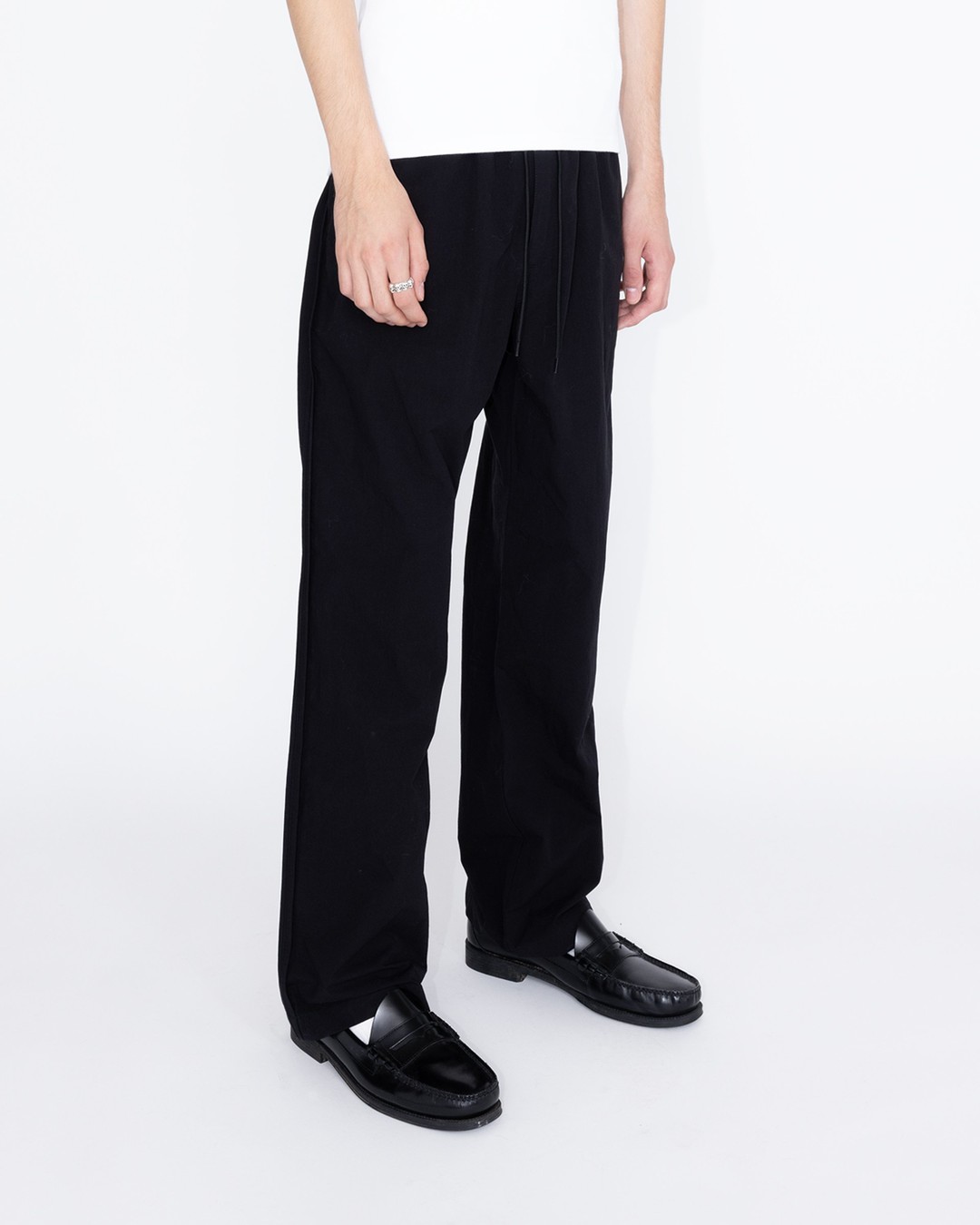 Highsnobiety HS05 – Reverse Piping Elastic Trouser Black - Pants - Black - Image 3