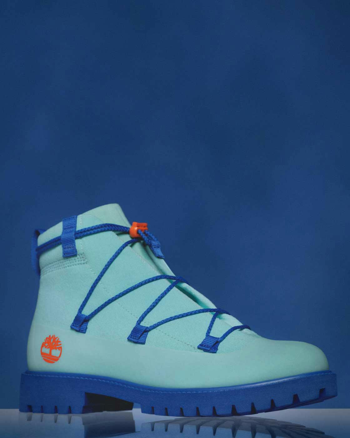 Timberland by Suzanne Oude Hengel