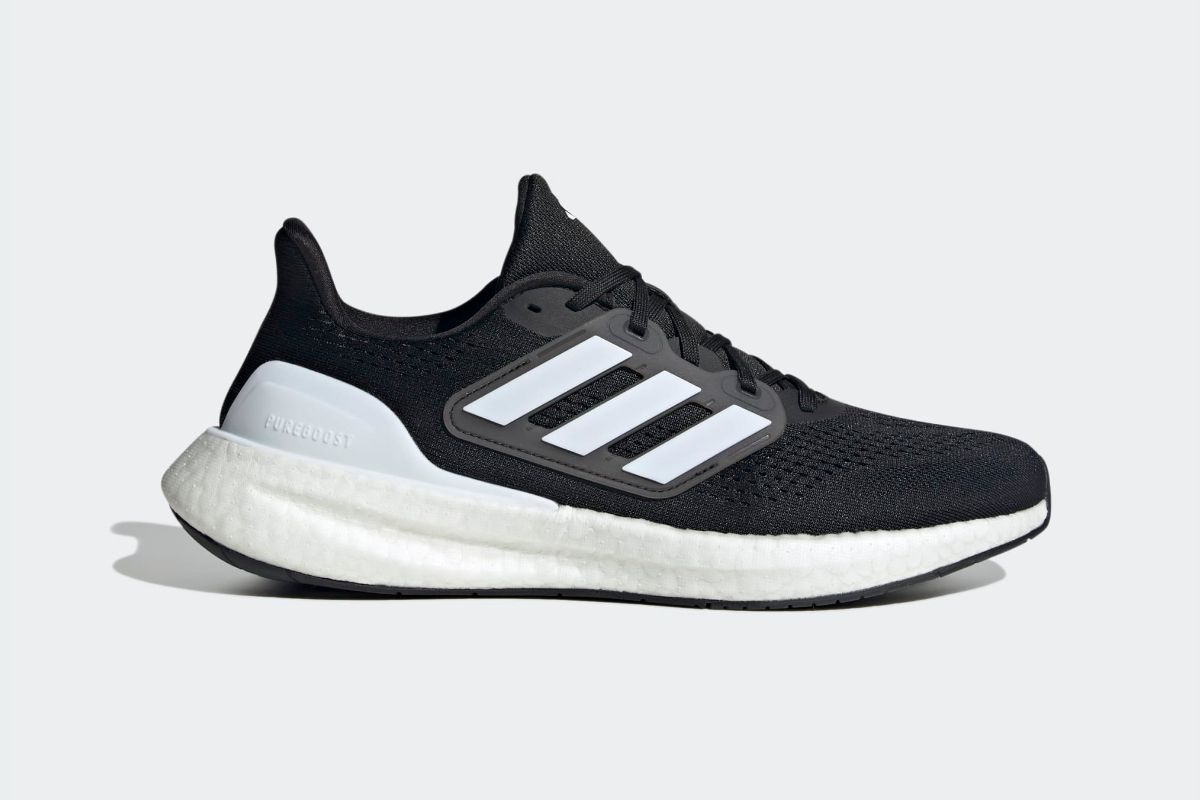 Finishline pureboost go hotsell