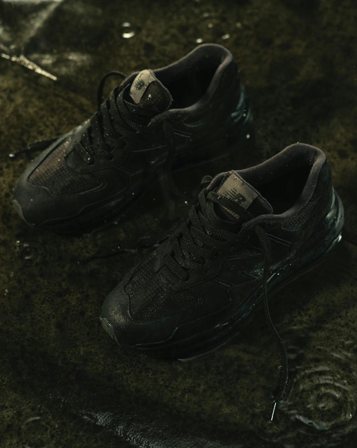 united-arrows-new-balance-goretex (7)