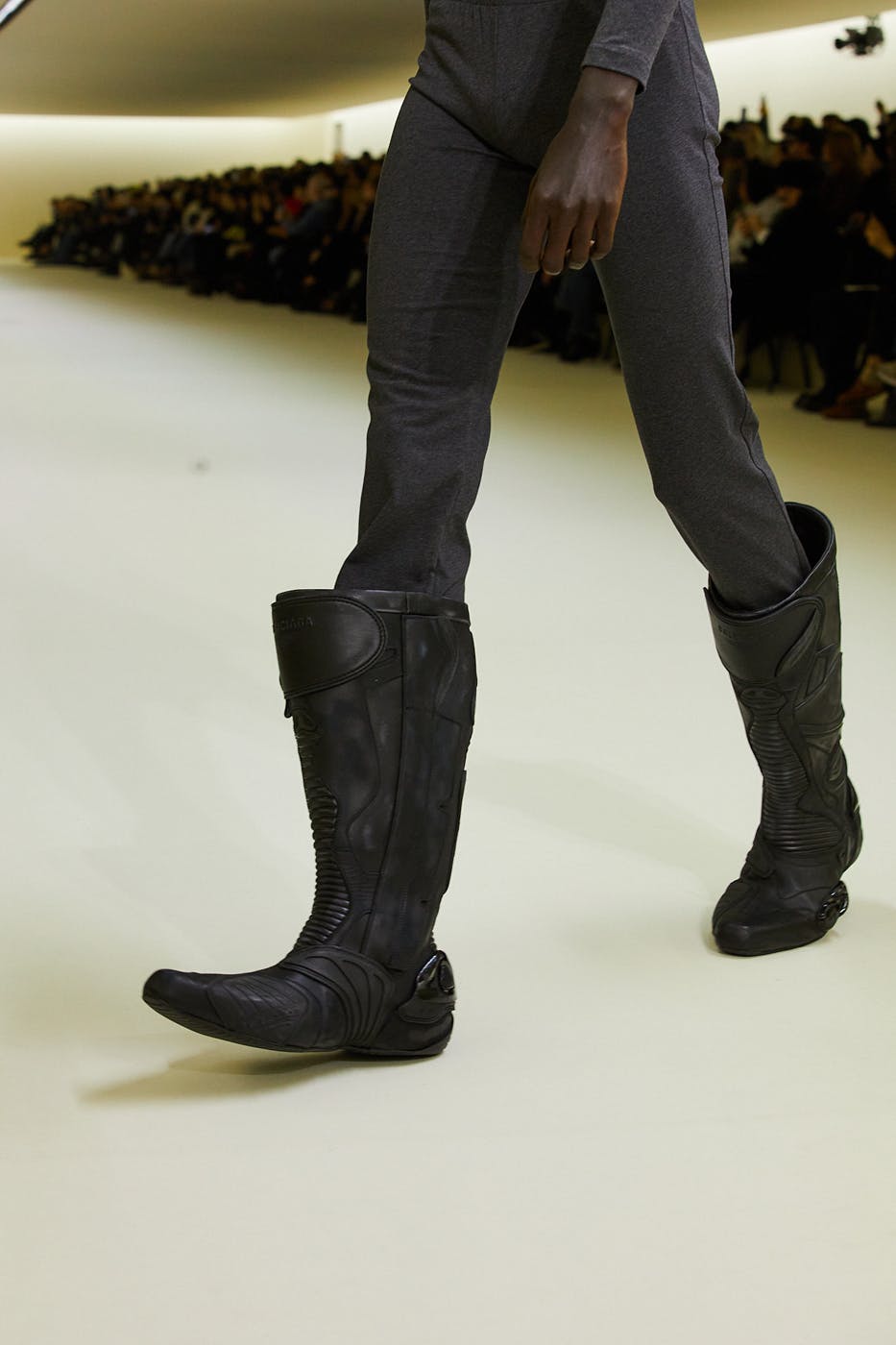 Balenciaga_FW2023_JulienTell_ 1090