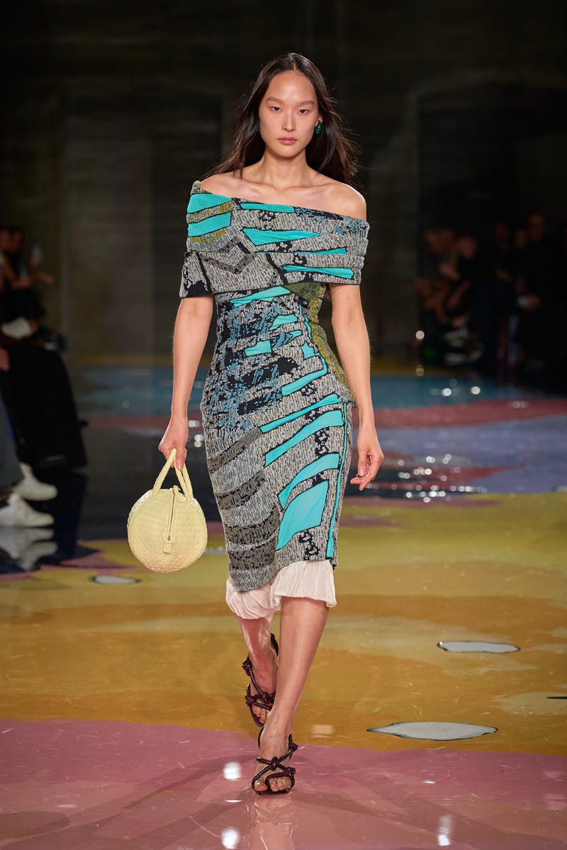bottega-veneta-ss23-runway-show-collection-58