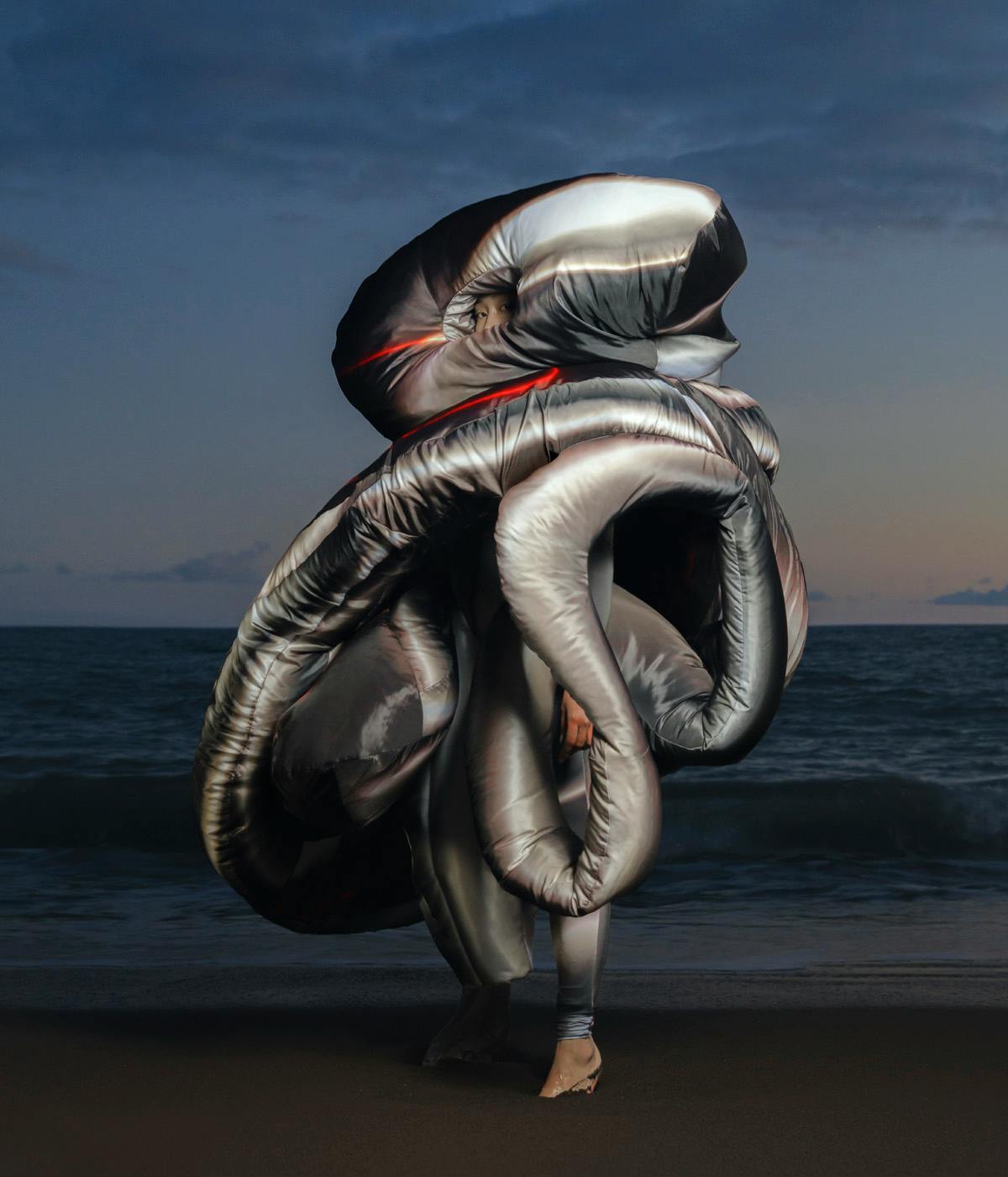 meet-the-emerging-designers-defining-todays-avant-garde-izzy-du-09
