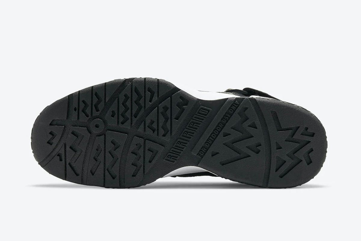 Nike Air Raid OG colorway product shot
