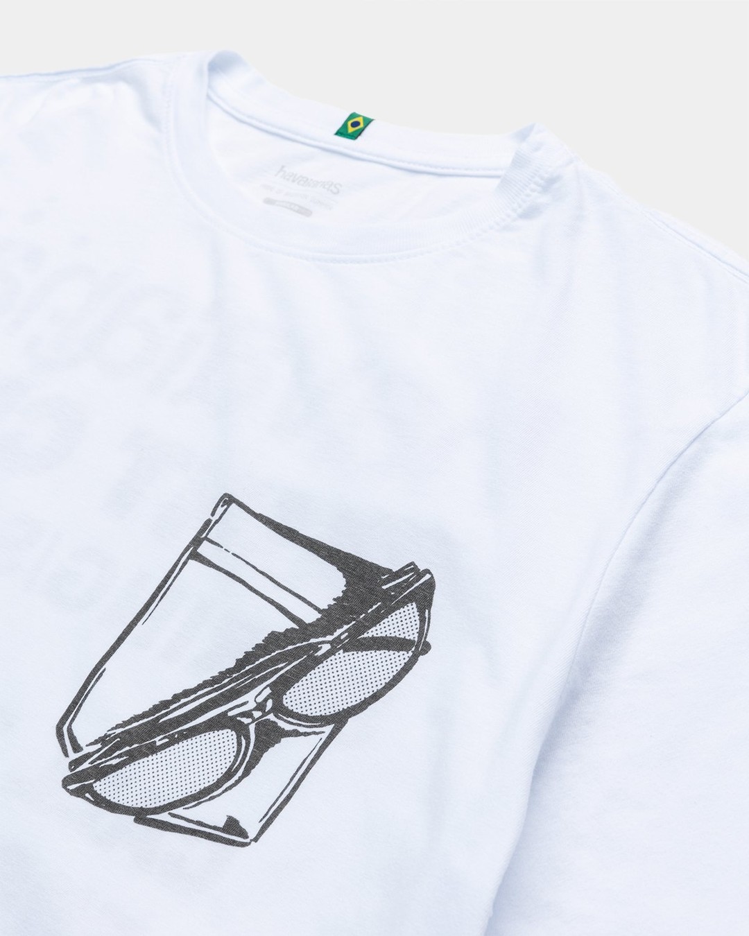 havaianas – Reality to Idea by Joshuas Vides T-Shirt White - Tops - White - Image 3