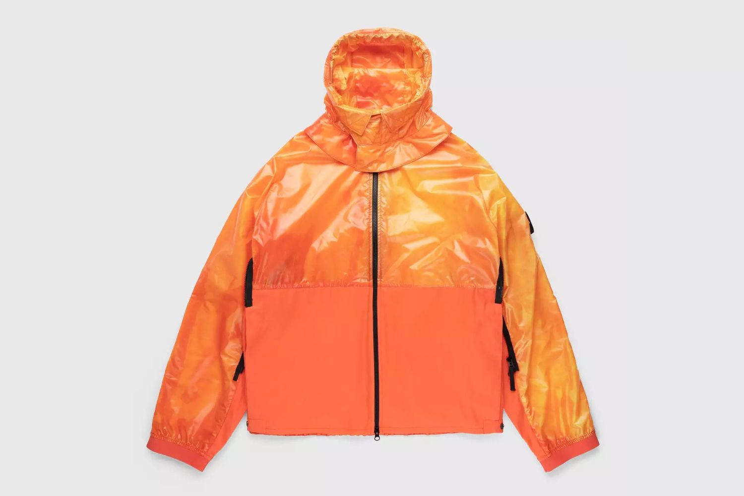 Stone Island Reintroduces Heat Reactive Pieces for SS22