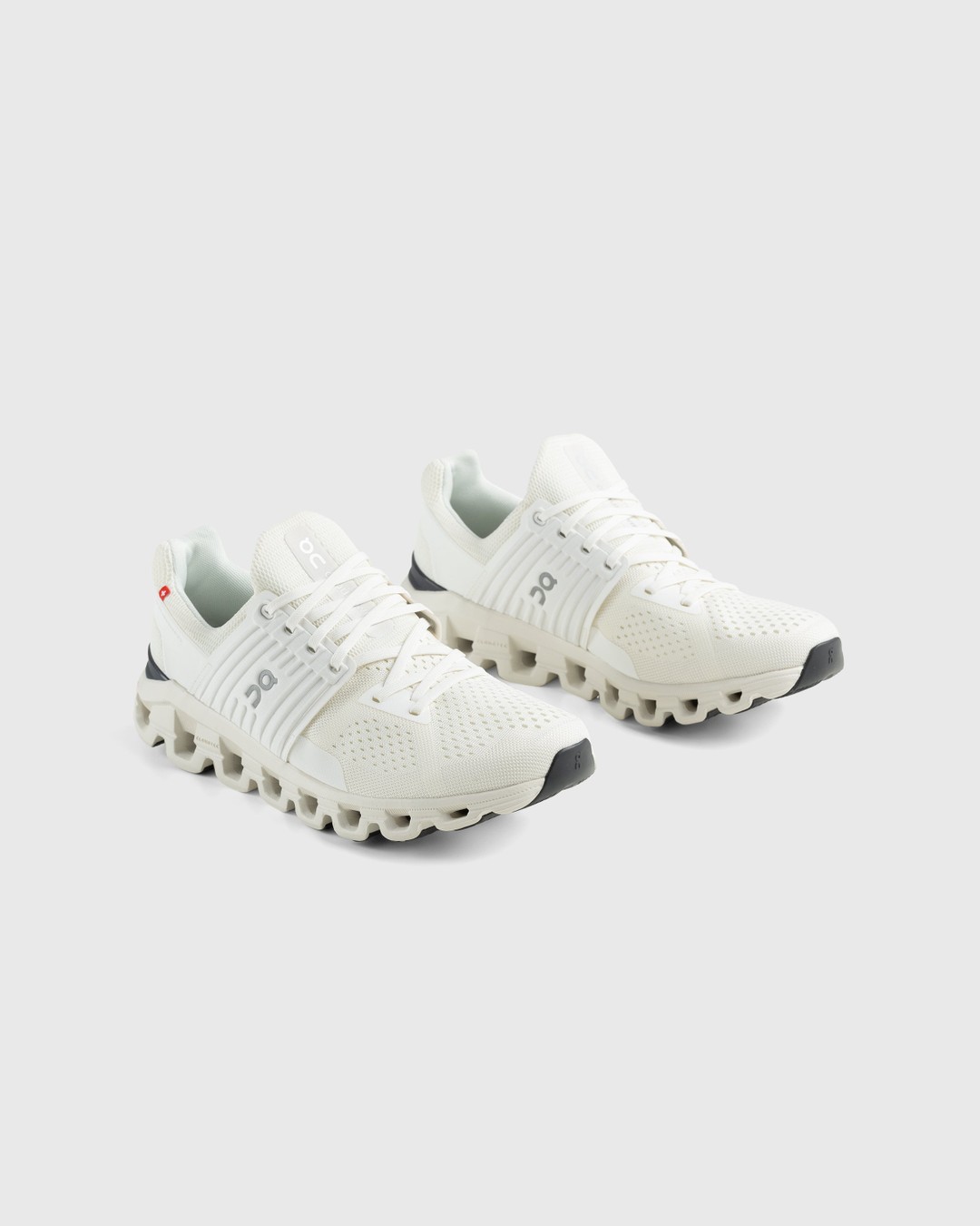 On – Cloudswift All White - Sneakers - White - Image 3