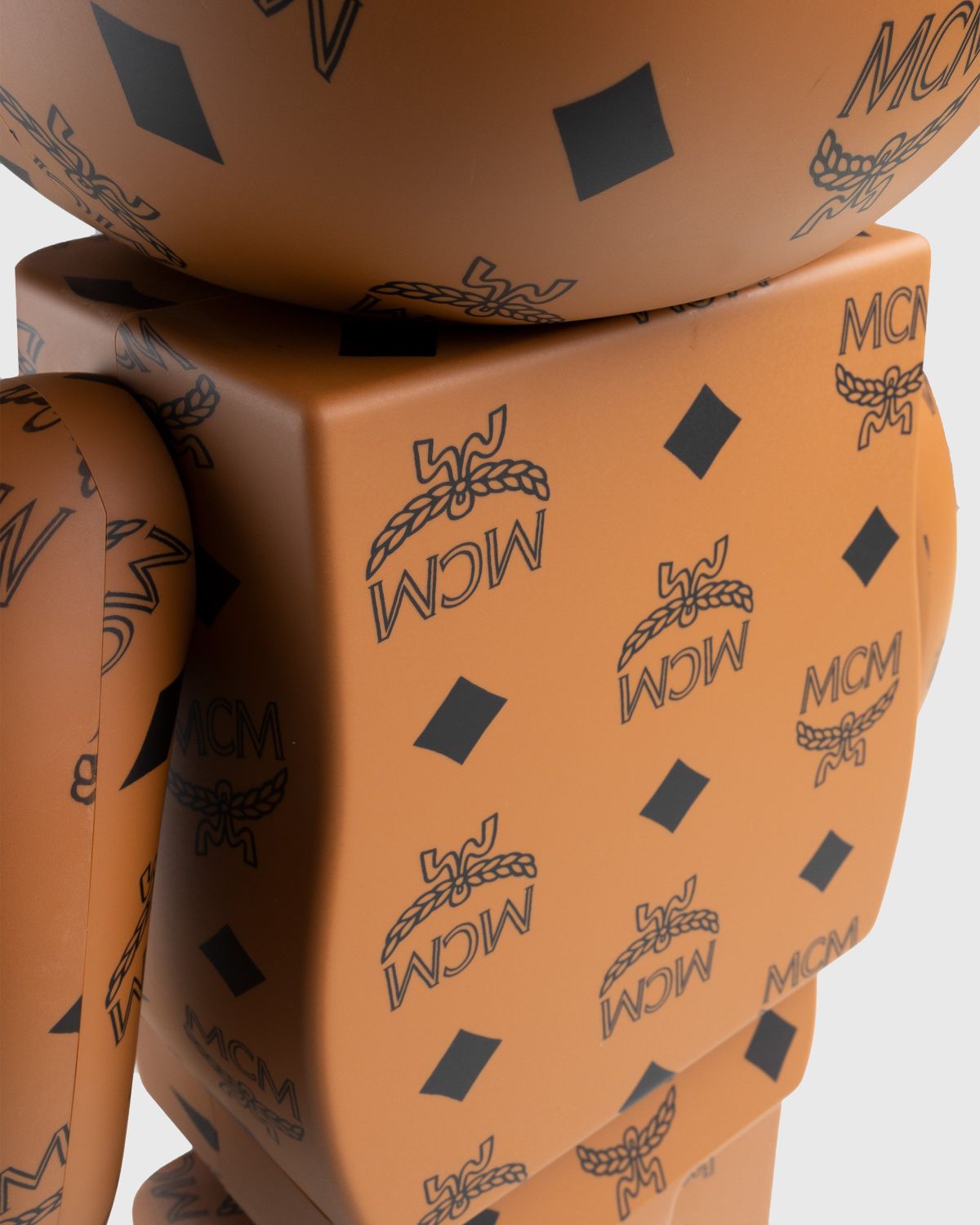 Medicom x MCM – MCM Be@rbrick Cognac 1000% | Highsnobiety Shop