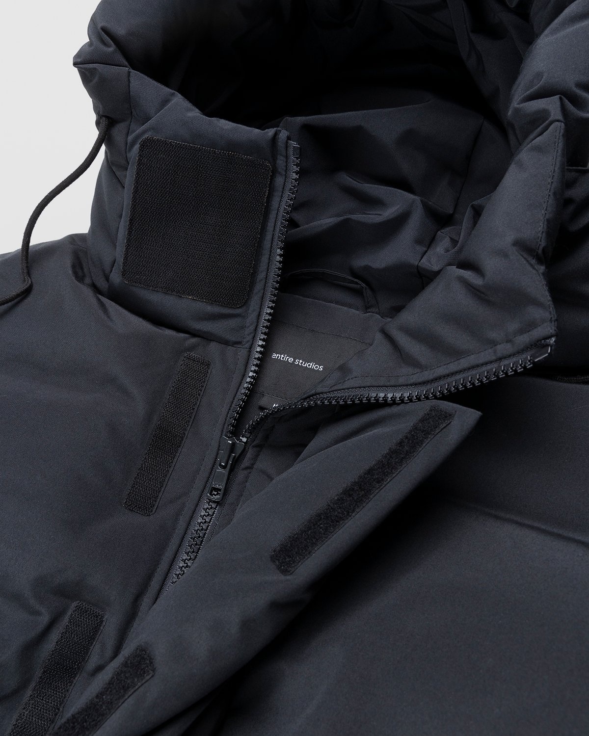 Entire Studios – SOA Puffer Jacket Soot - Outerwear - Black - Image 3