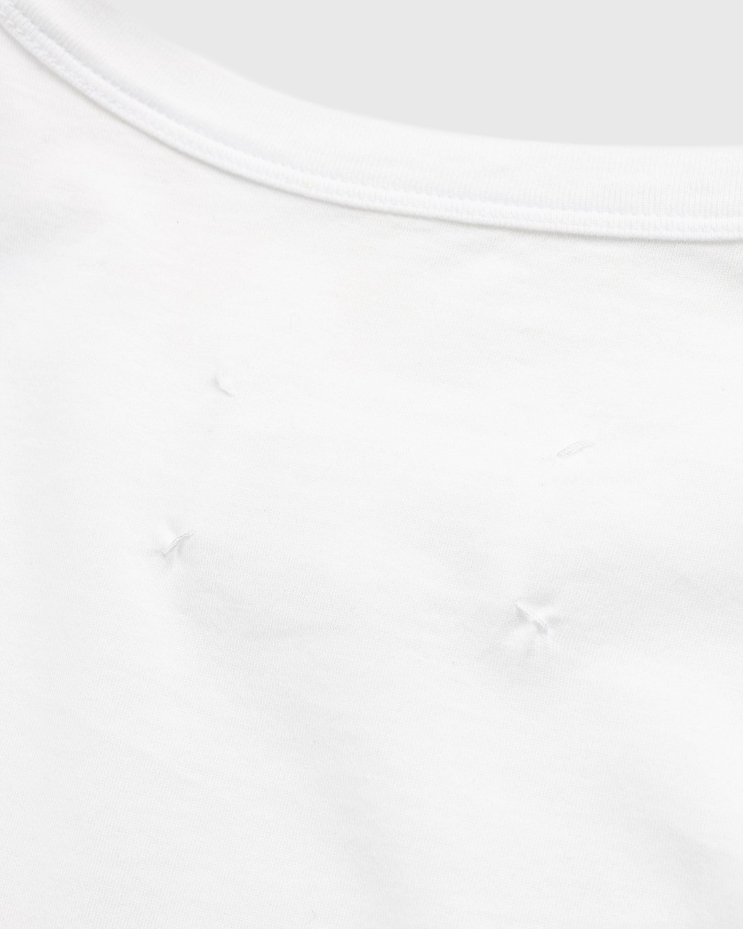 Maison Margiela – Logo T-Shirt White - Tops - White - Image 6