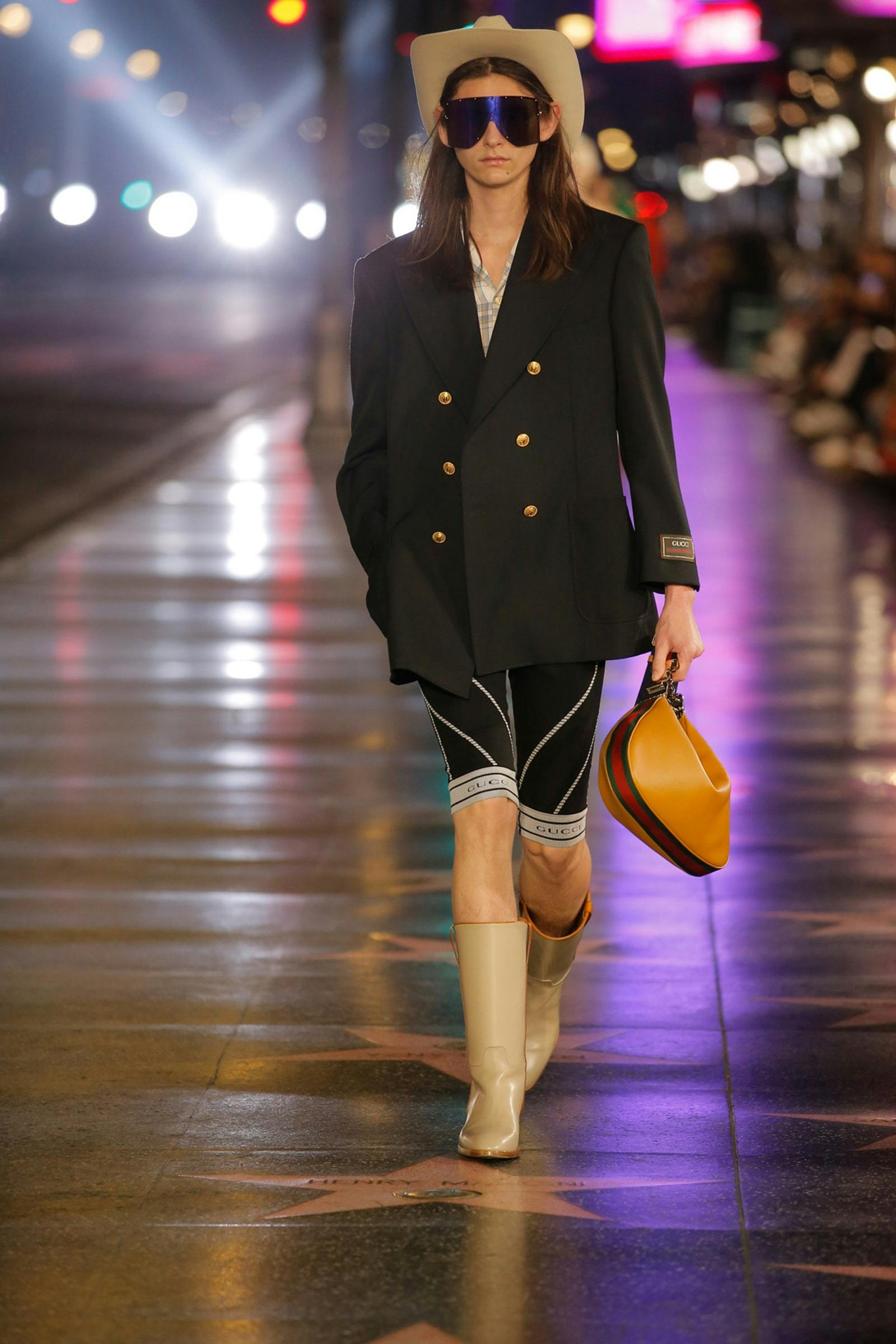 Look_020