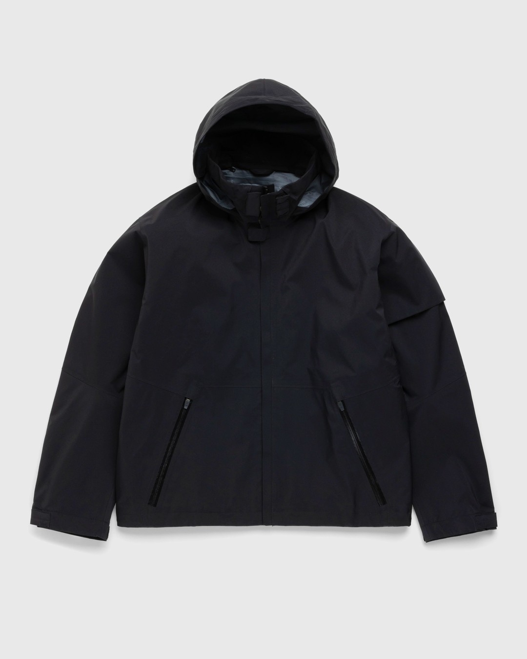 ACRONYM – J101-GT 3L Gore-Tex Pro Interops Jacket Black - Outerwear - Black - Image 1