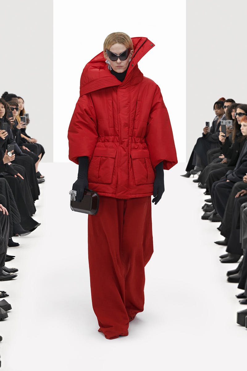 balenciaga-spring-2022-18