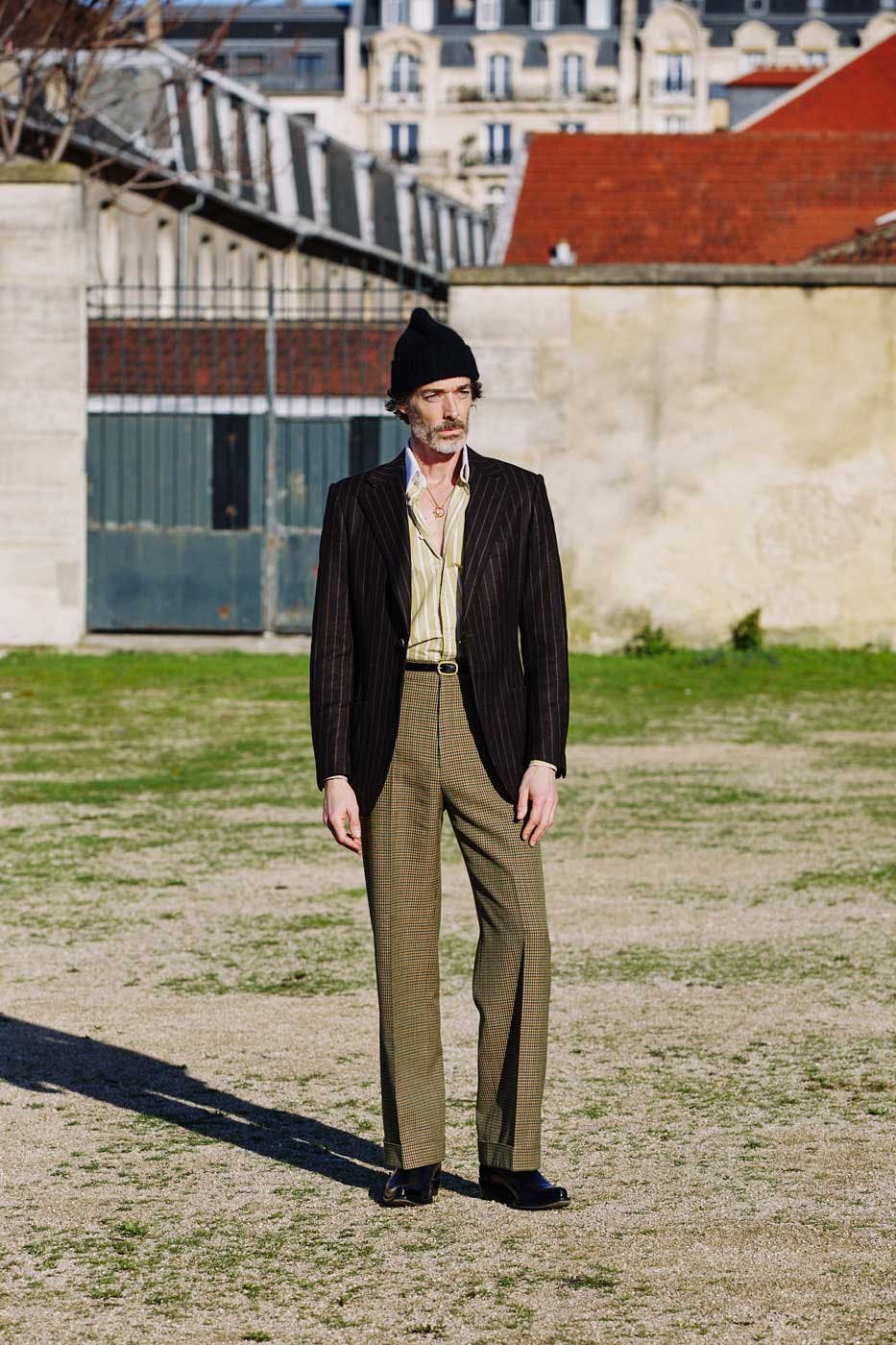 paris-fashion-week-fw23-streetstyle-(3)