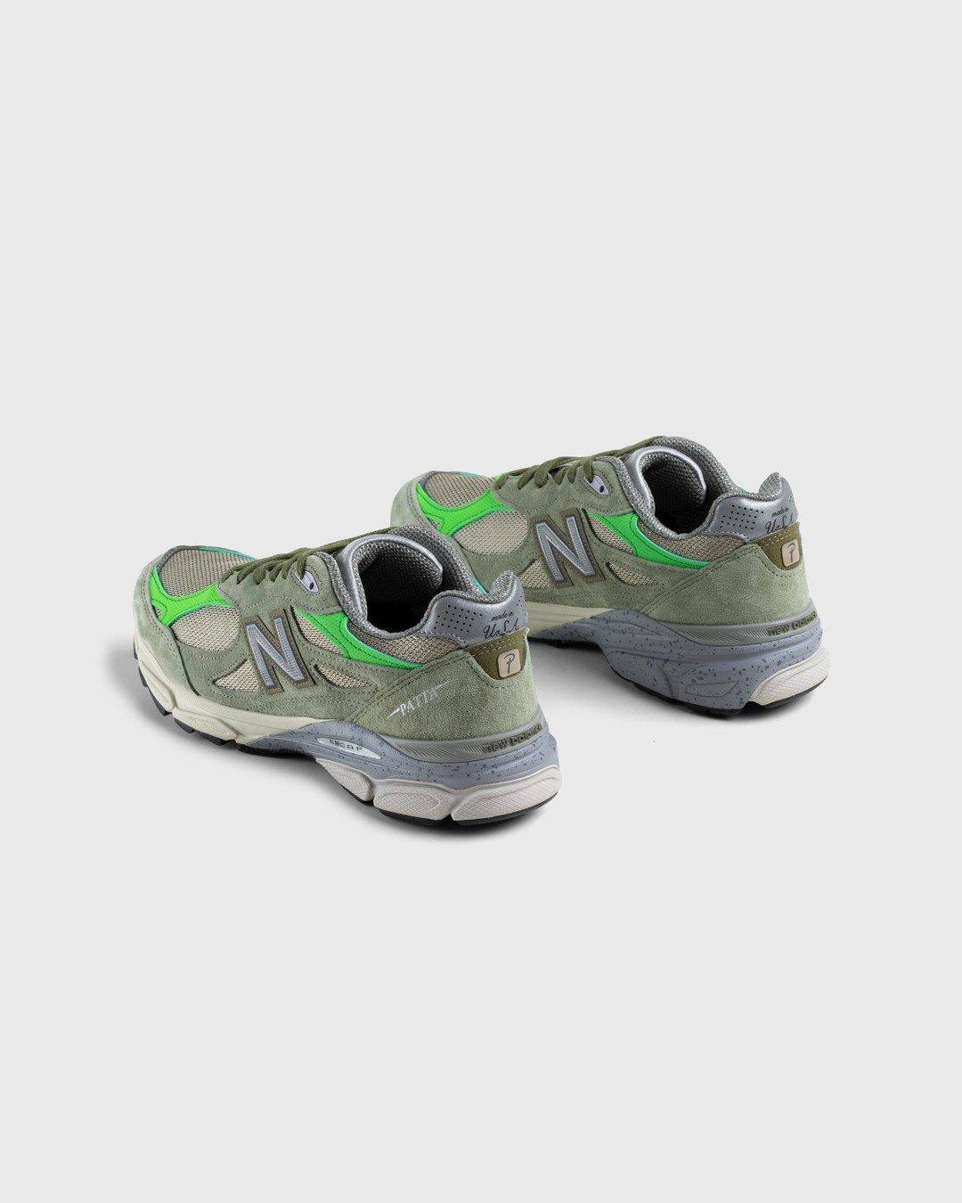 Patta x New Balance – M990PP3 Made in USA 990v3 Olive/White Pepper - Sneakers - Green - Image 2