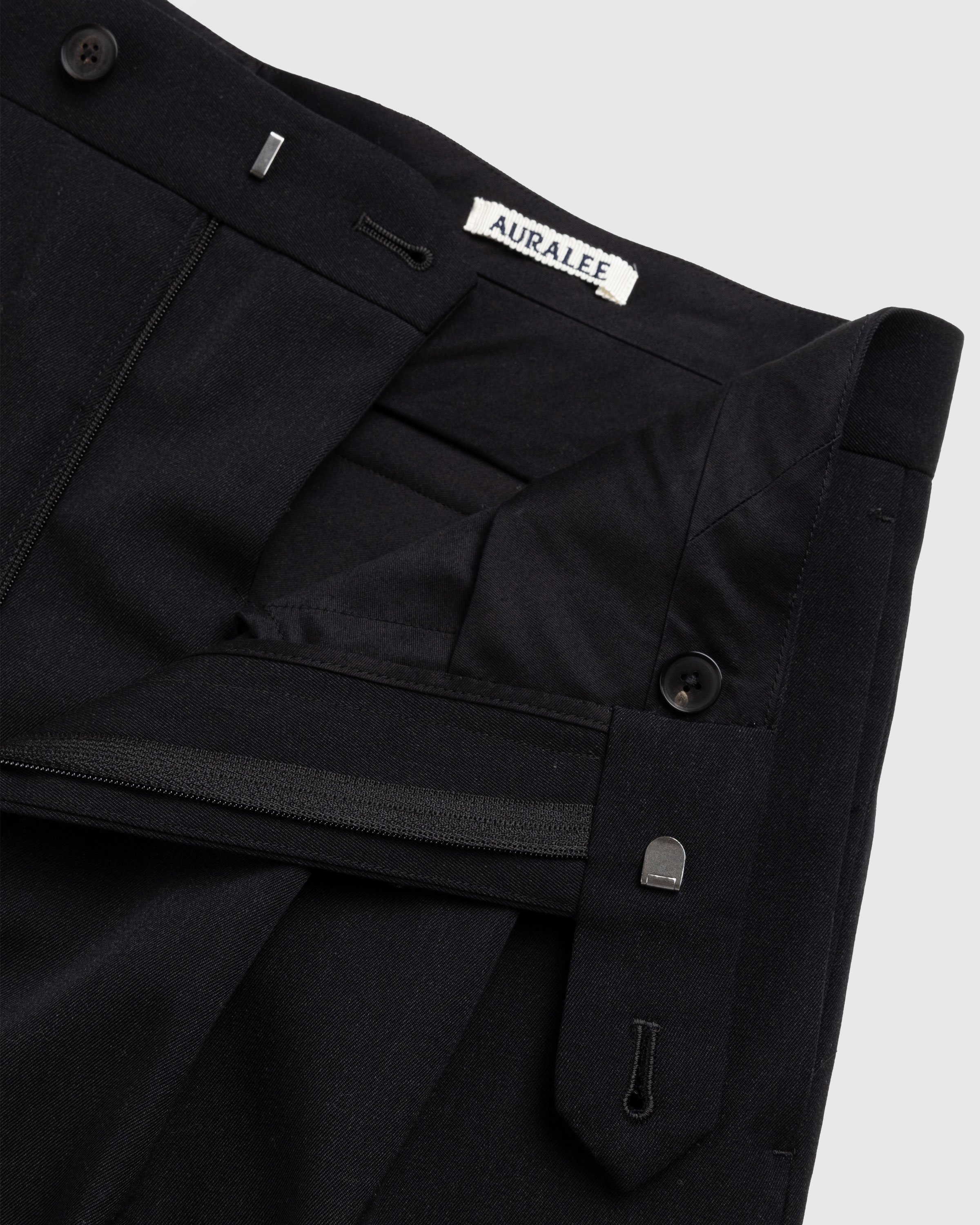 Auralee – Light Wool Max Gabardine Shorts Black - Shorts - Black - Image 5