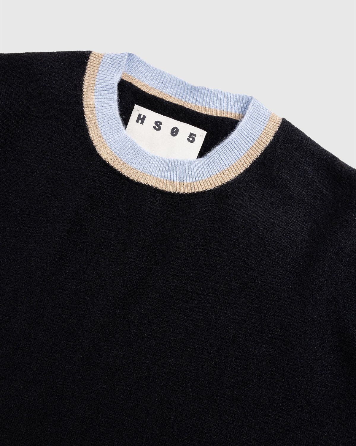 Highsnobiety HS05 – Cashmere Crew Sweater Black - Knitwear - Black - Image 6