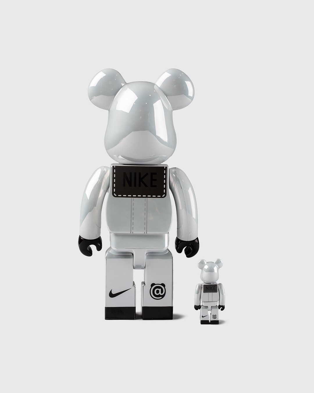 BE@RBRICK NIKE SB 2020 WHITE 100％ & 400％その他