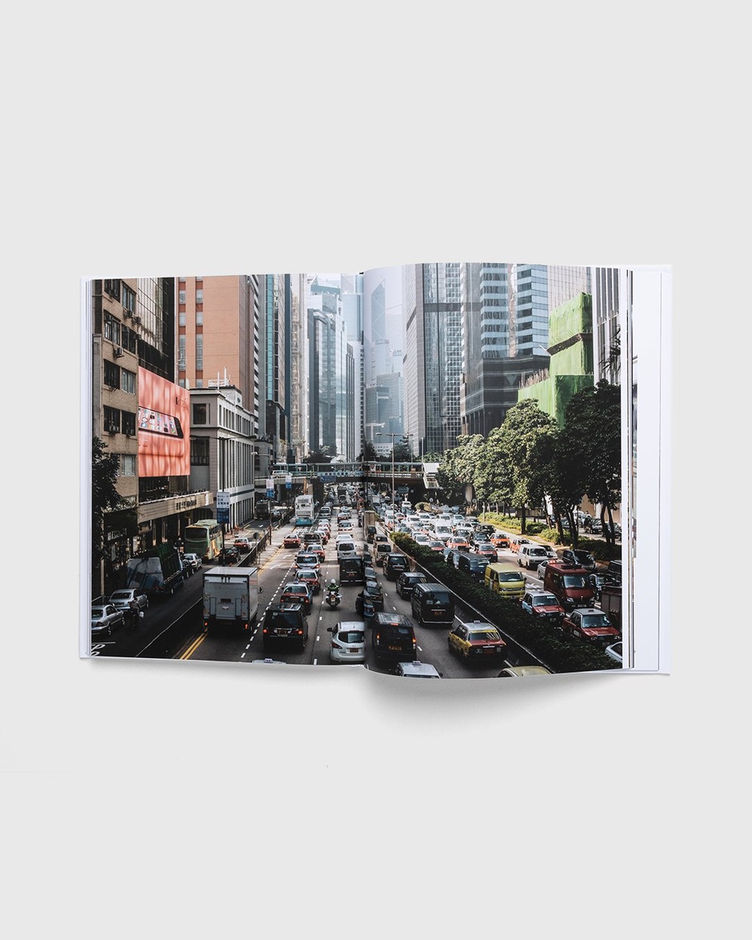 24H BOOKS – 24H Hong Kong White - Books - White - Image 4