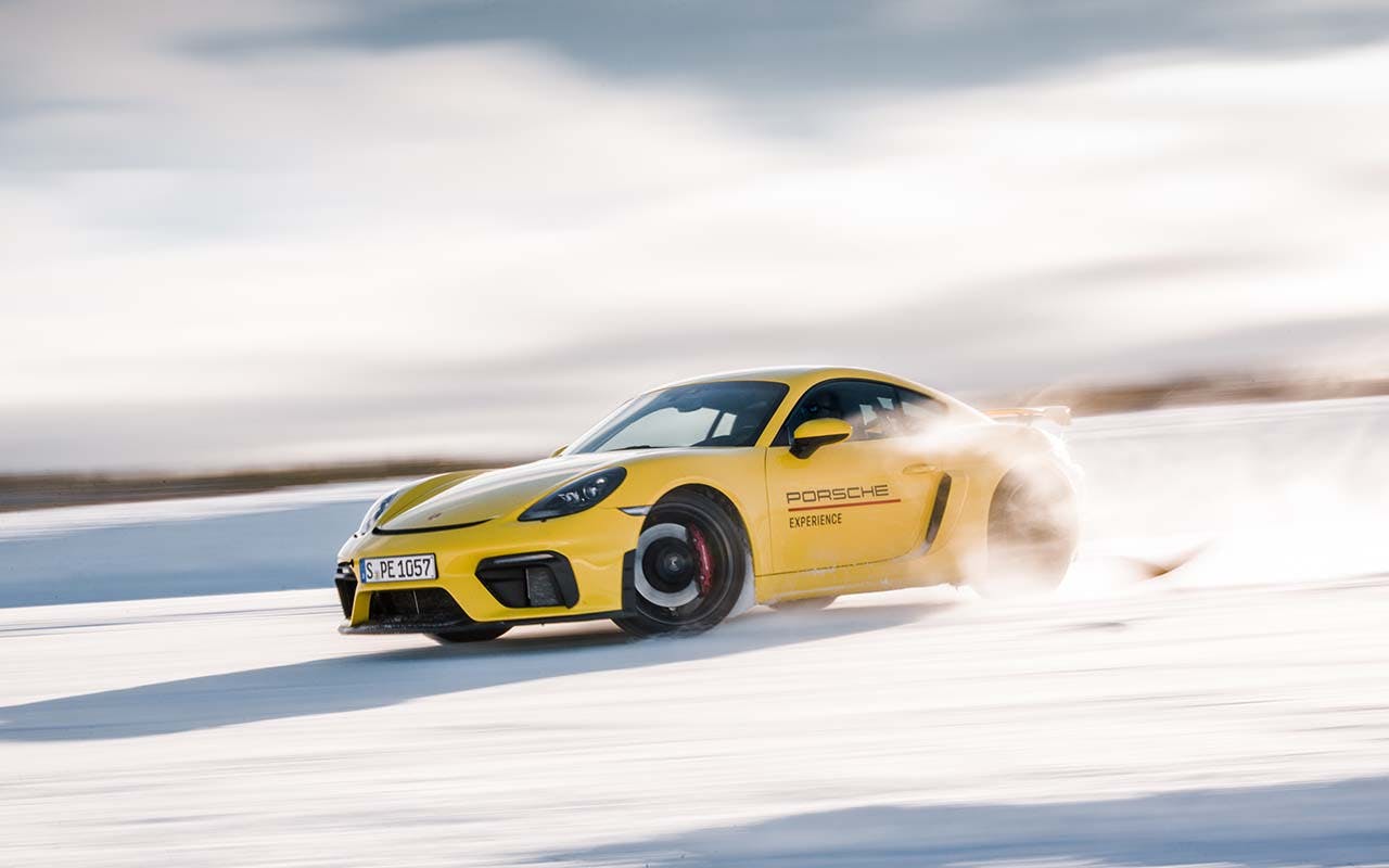 porsche-tag-heuer-carerra-2022-2