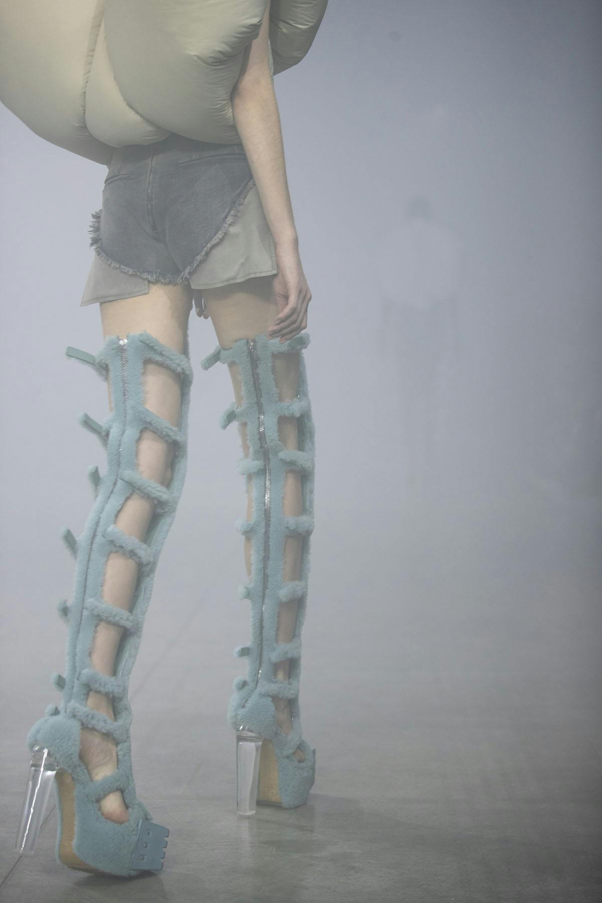rick-owens-fw22-collection-22