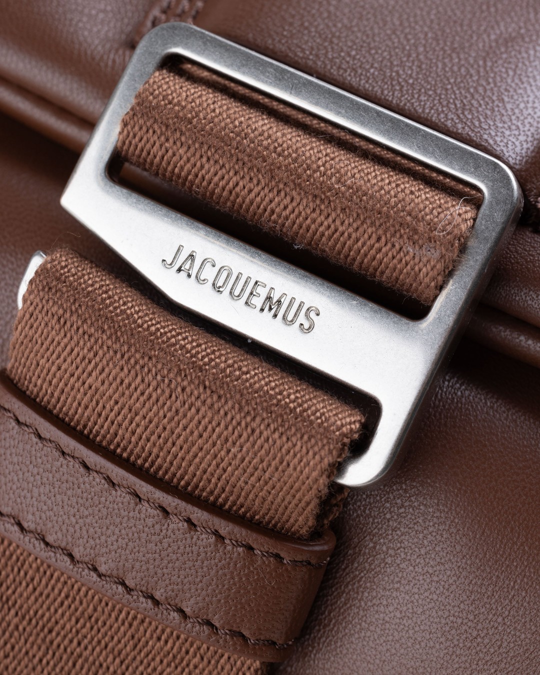 JACQUEMUS – La Banane Bambimou Brown - Bags - BROWN - Image 5