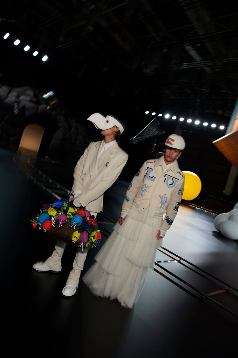 louis-vuitton-virgil-abloh-fall-winter-2022-bangkok (18)