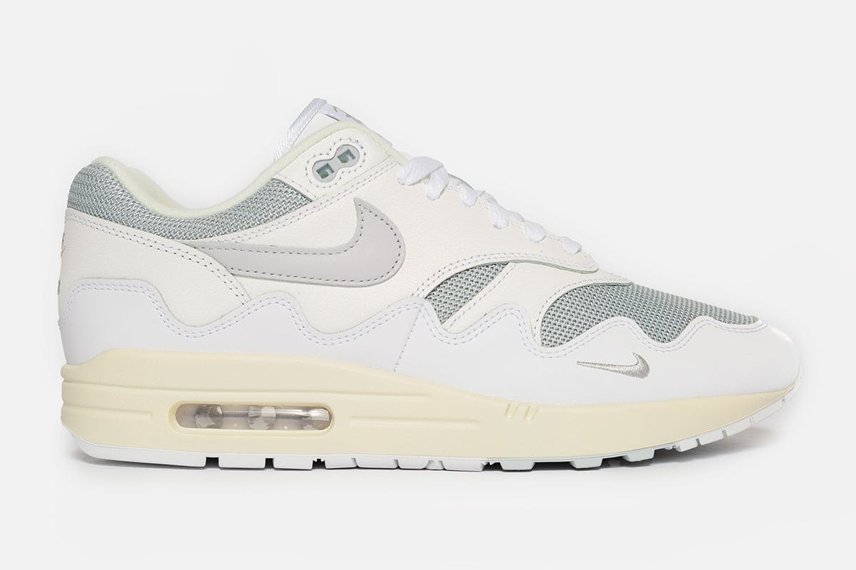 patta-nike-air-max-1-pure-platinum-12