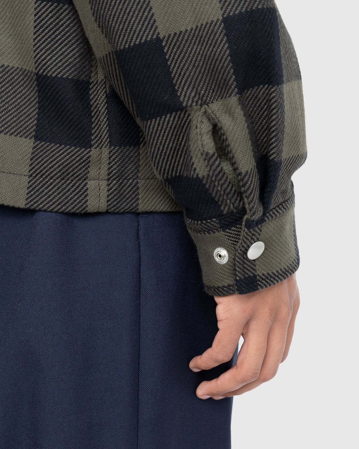 Highsnobiety – Buffalo Check Zip Shirt Olive - Shirts - Green - Image 7