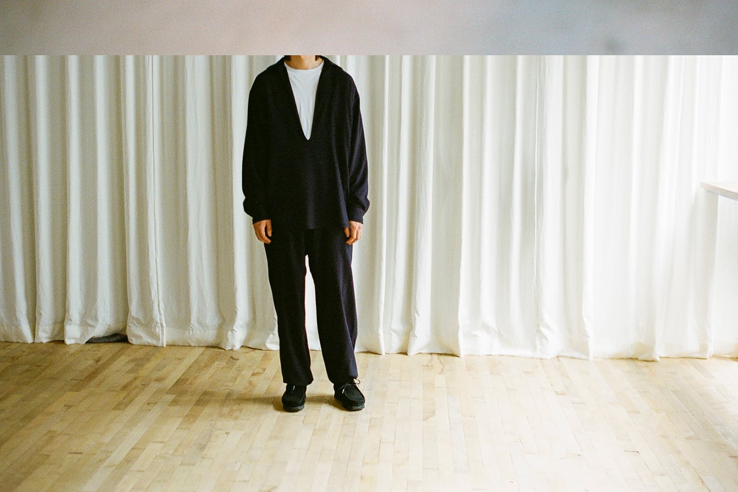 comoli-fall-winter-2022-japan-clothing (6)
