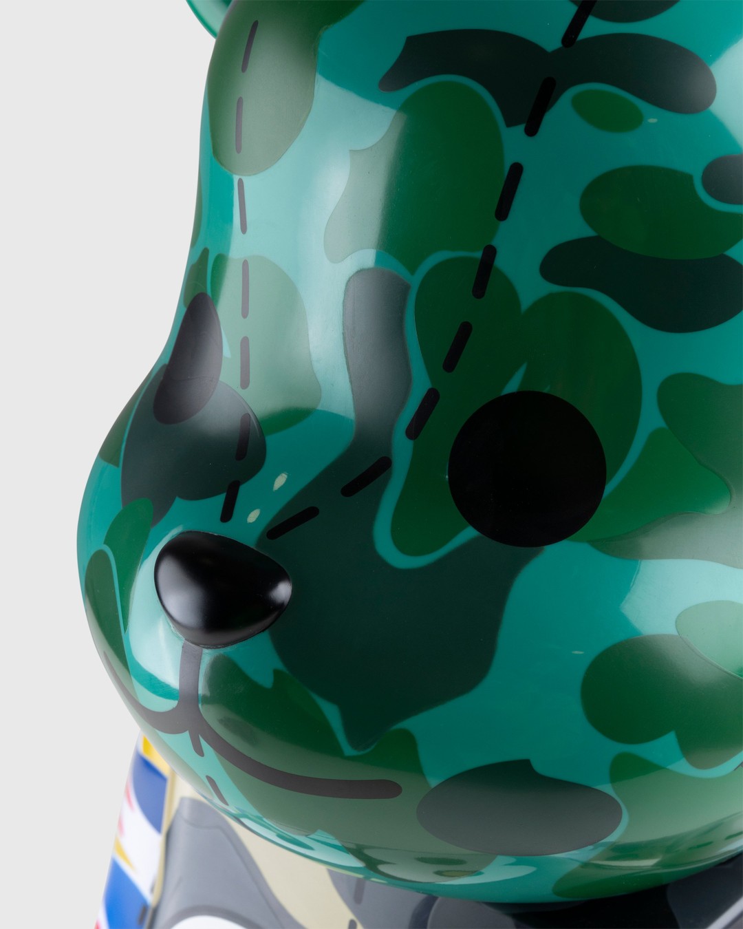 Medicom – Be@rbrick BAPE Camo 28th Anniversary 1000% #4 - Art & Collectibles - Multi - Image 6
