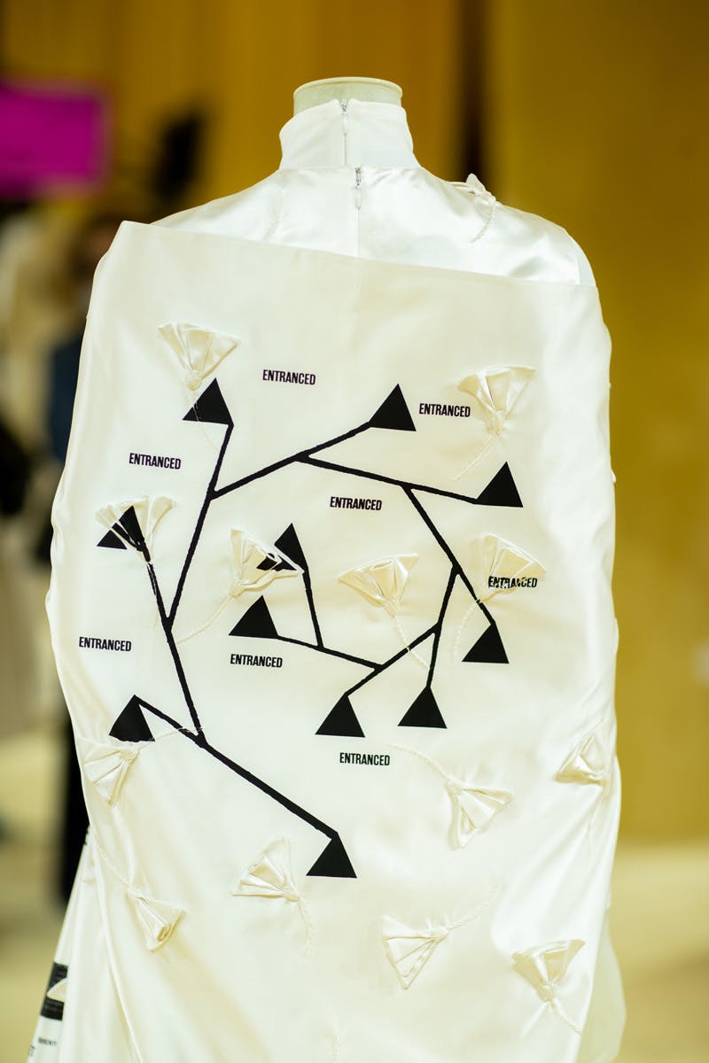 closer-look-prada-ss21-05