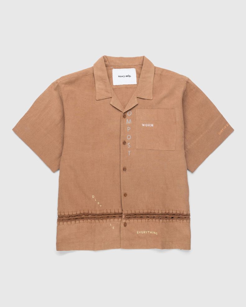 Story mfg. – Greetings Shirt Brown Ground Hugger